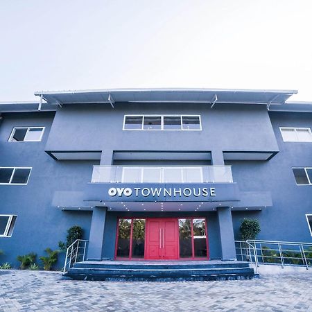 Townhouse 211 Laguna Ecr Near Juhu Beach Chennai Zewnętrze zdjęcie