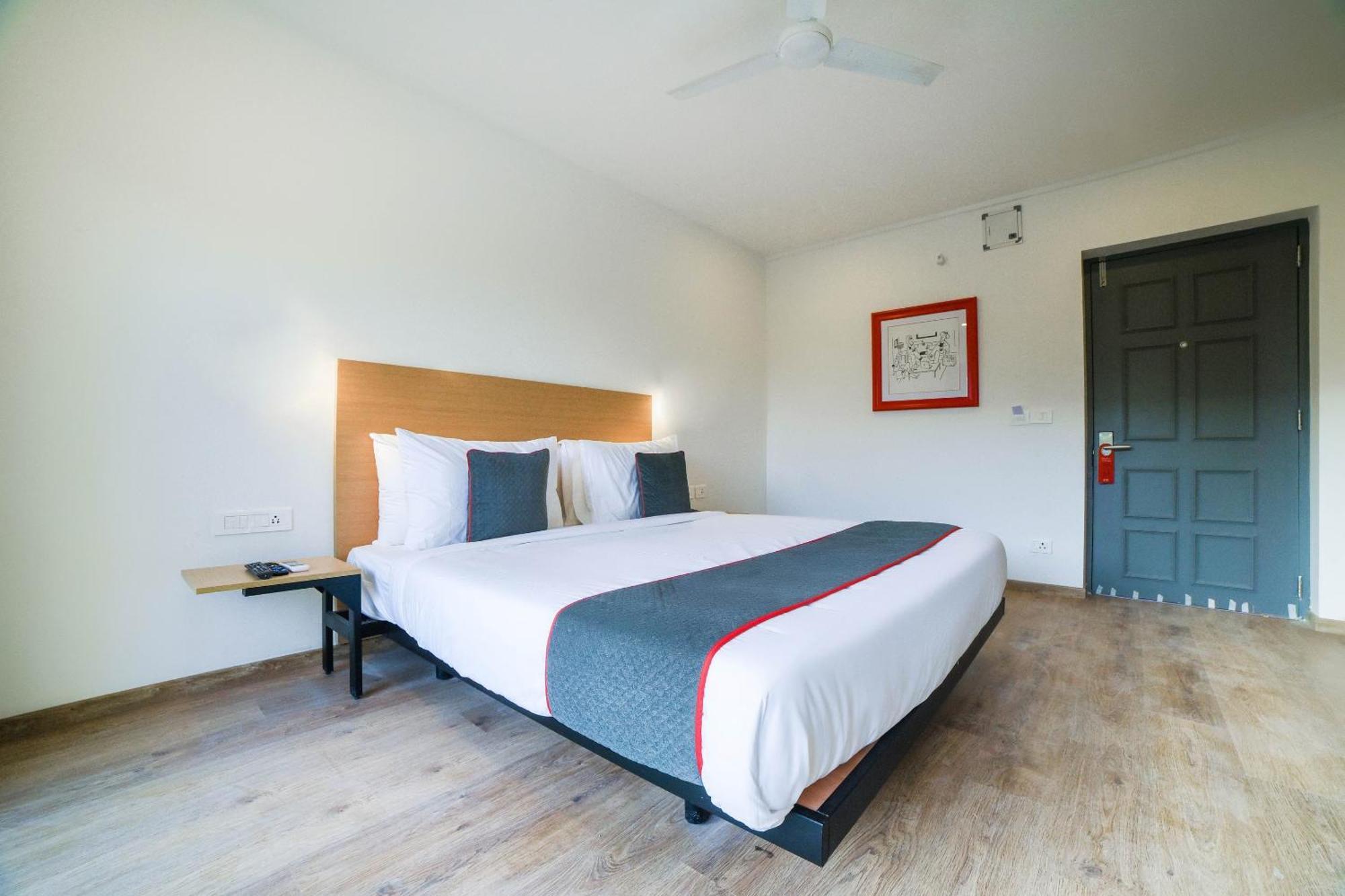 Townhouse 211 Laguna Ecr Near Juhu Beach Chennai Zewnętrze zdjęcie