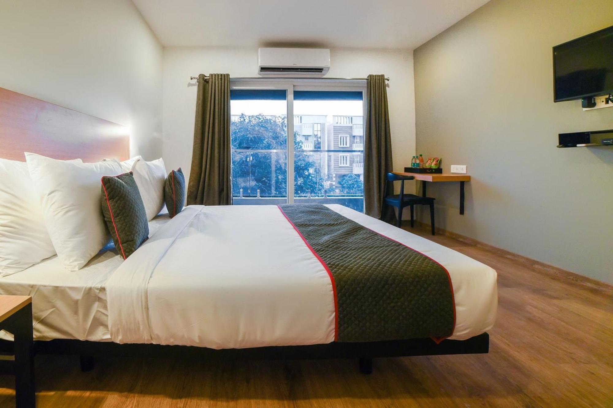 Townhouse 211 Laguna Ecr Near Juhu Beach Chennai Zewnętrze zdjęcie